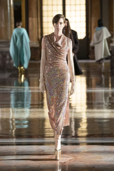 Look 59